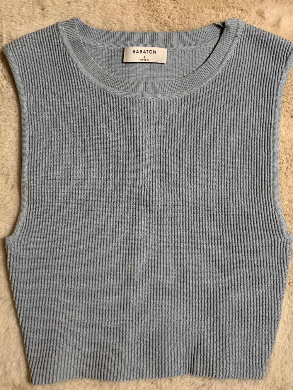 Aritzia Babaton Sculpt Knit Muscle Cropped Tank textured ribbed sz Small